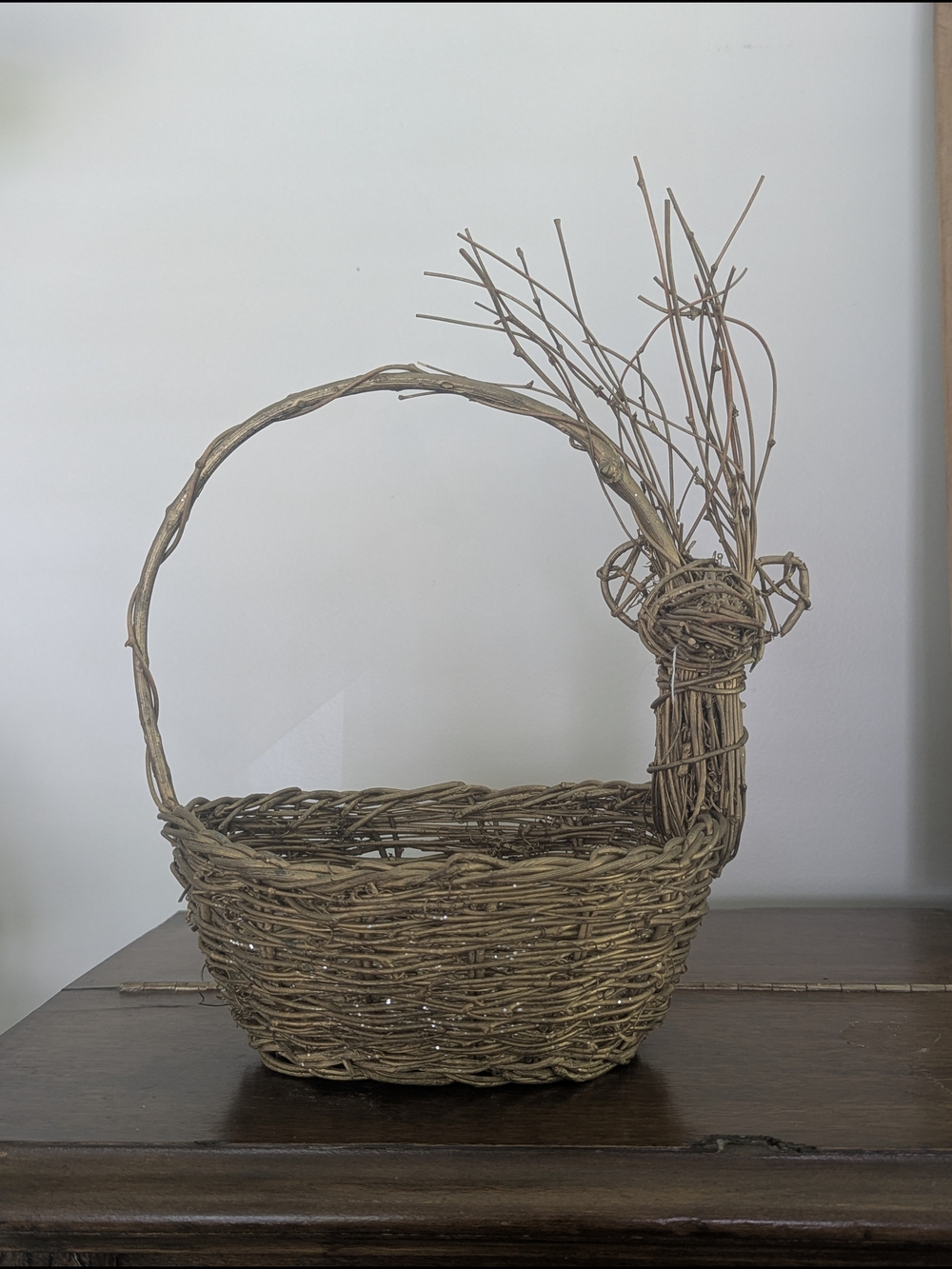 Reindeer Basket With Shimmer Gold Grapevine Vintage